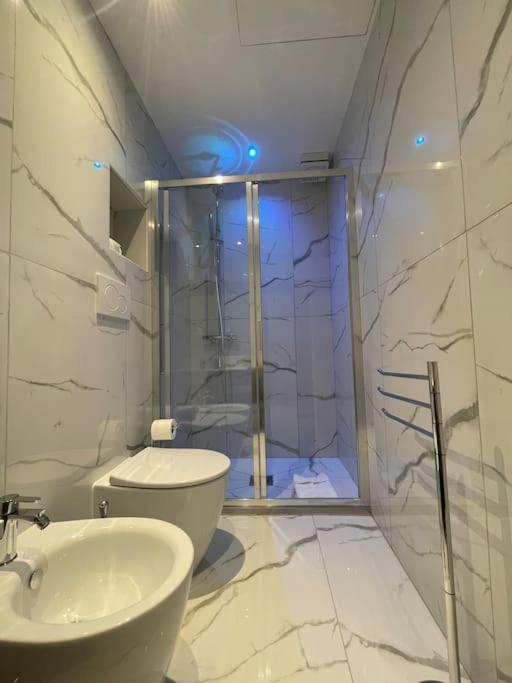 Central Lux Apartment Rom